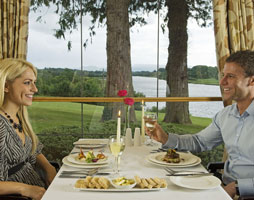 Sunday Dine & Stay